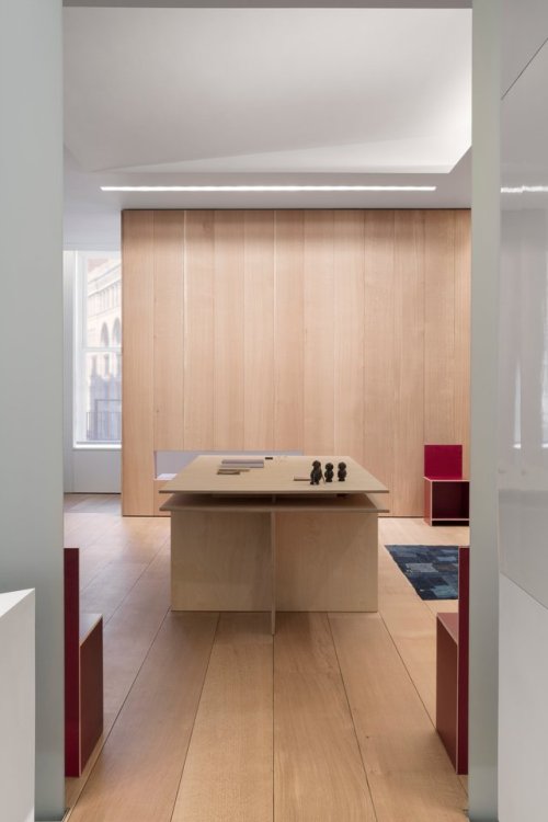 takeovertime:  Photographers Loft | Desai Chia Architecture  This minimal loft apartment for a New Y