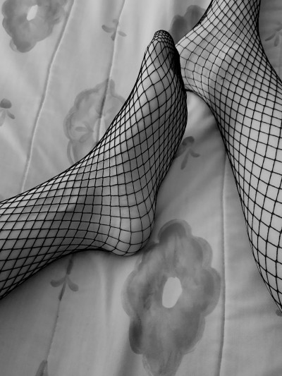 75poison-feet: