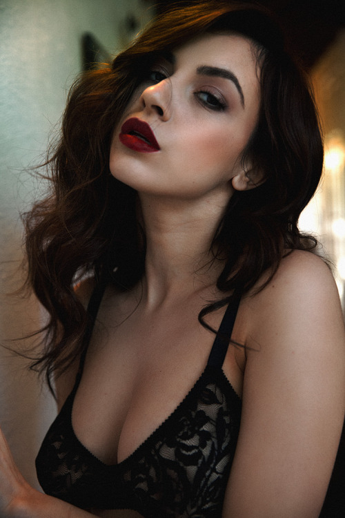 denier69:  The dress, she wore last night.