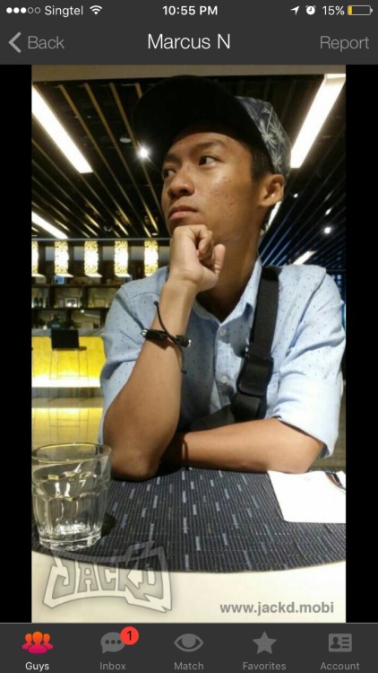 anothermeathk:gayonthesunnyisland:Marcus Neo, damn would love that dick.包皮屌，一定好敏感