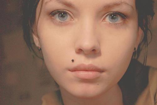 ridonculus:  It is very hard to believe that she is actually a guy ^_^