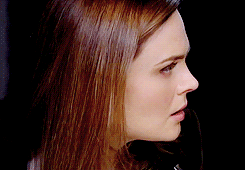 boothseeley:Bones » 2016 2017 rewatch - 4x25 “The Critic in the Cabernet”So are you going to let her