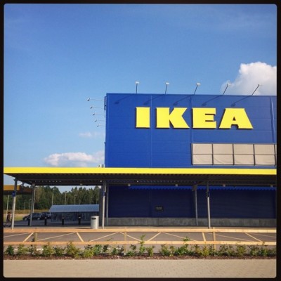 Hanging out at the birthplace of IKEA, ‘cos that’s where they hide the good stuff! (at Nya IKEA Älmhult)