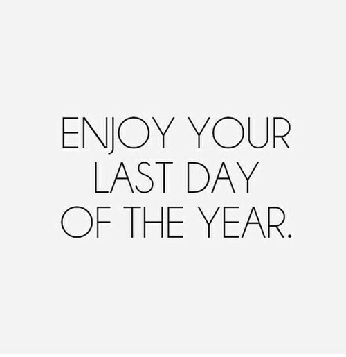 thisoldapt:  Deuces 2014 (¯`v´¯) Happy New Year!`*.¸.*´ ?¸.•´¸.•*¨) ¸.•*¨)?(¸.•´ (¸.•´ .•´ ¸¸.•¨¯`•.(¯`v´¯).`·.¸.·´ ?¸.·´¸.·´¨) ¸.·*¨)(¸.·´ (¸.·´ .·´ ¸ endofrainbow:  M I N D P A L A C E