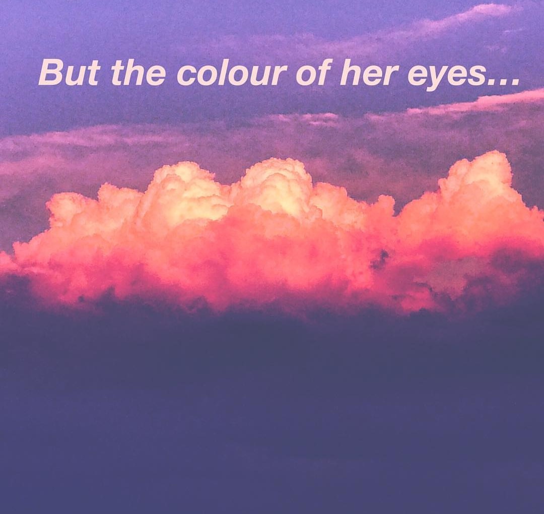 neckkiss:  goddess