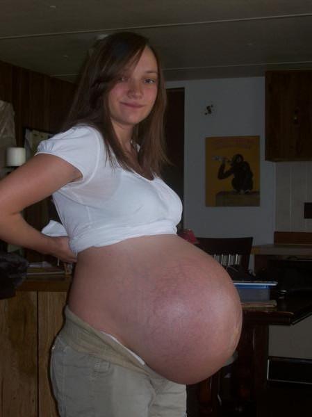 Porn Pics mpregboy28:  lizzeeborden:  The biggest pregnant