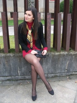 tightsobsession:  Cute girl in sheer pantyhose.