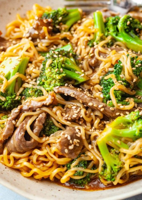 foodffs:Beef and Broccoli Ramen Stir Fry Follow for recipes Is this how you roll? Cooking with thikk
