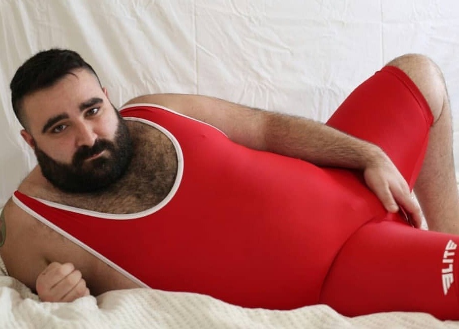 freshangeldonutdeputy:  hot-bears-111:    Nice picture 