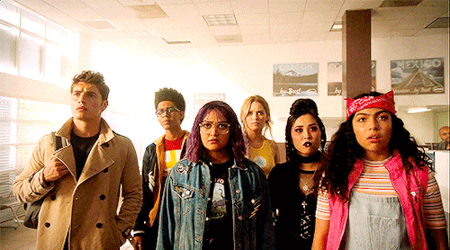 karolinadean:“we’re a family. and we’ll fight you if we have to!” MARVEL’S RUNAWAYS (2017-2019)