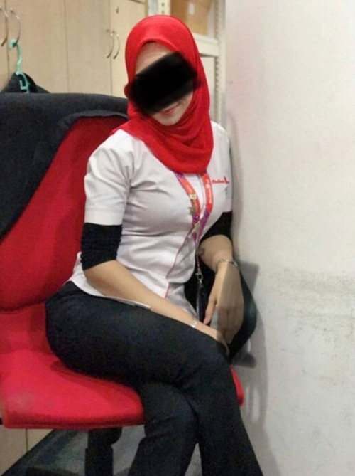 spermnakal:Malay Sexy Curve body. #naturaltitsPadu