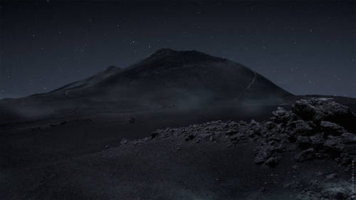 landscape-photo-graphy: Dark Rocky Landscape Photography Resembles the Moon’s Surface Swiss ph