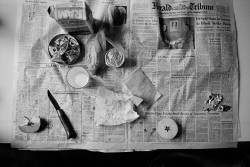 cinoh:aureliomadrid:Josef KoudelkaStill Life (Newspaper) France, 1976