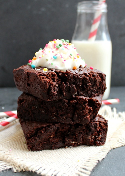 fullcravings:5 Ingredient Hot Cocoa Mix Microwave Brownies