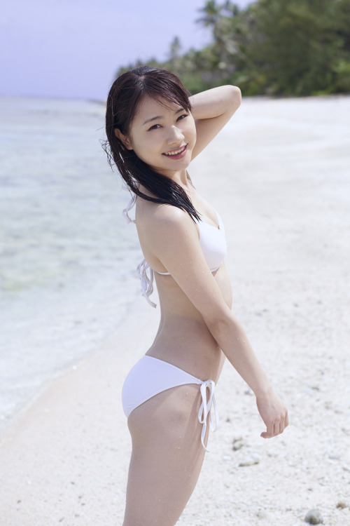 hpbikinis:    Ishida Ayumi, 2016, H!P Digital Books #149 Vol. 1  