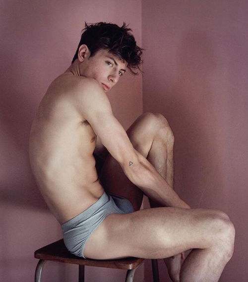 this-strange-joy:  Rhys Kosakowski