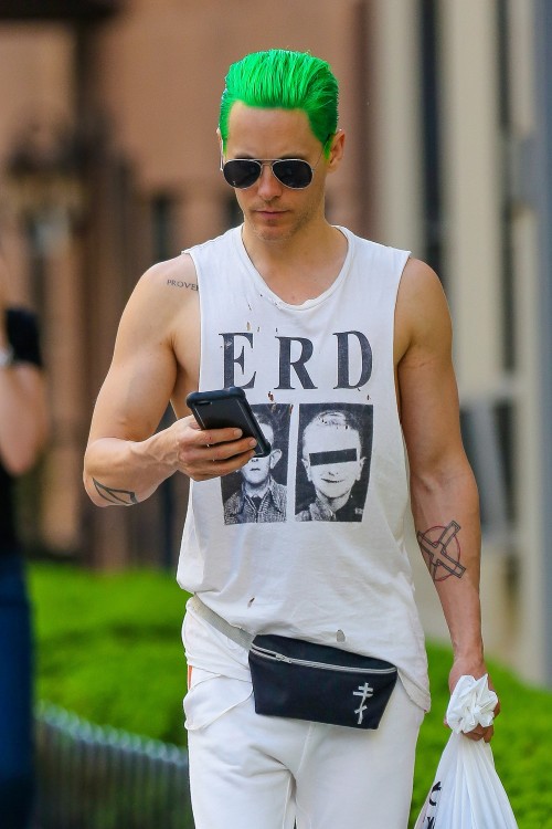 jaredletovault: Jared Leto running errands in New York City (May 19, 2015) [x]