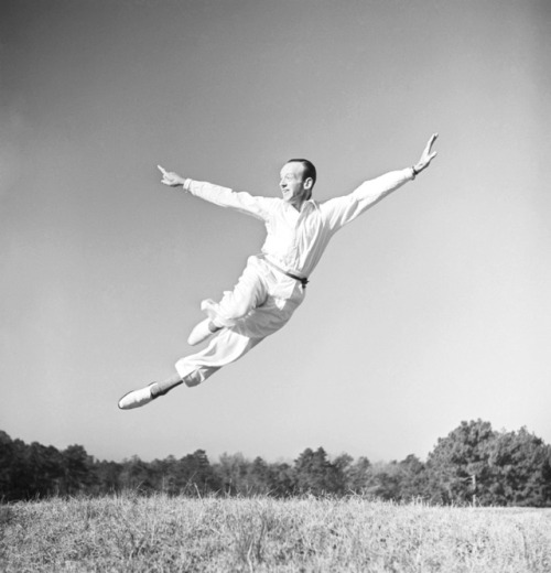 wehadfacesthen:Fred Astaire, 1939