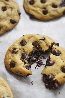 guardians-of-the-food:Hot Fudge Stuffed Chocolate Chip Cookies