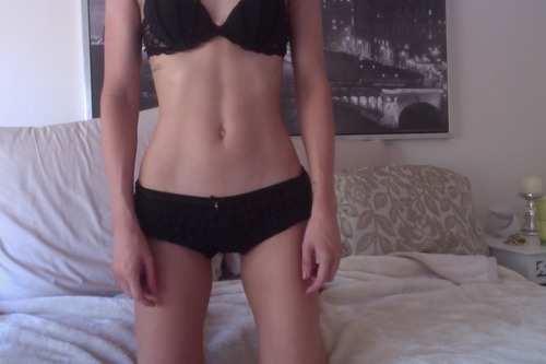 27-cents:  bitchday-cake:  ☽ paler than the cast of twilight ☾  ♥ see more ♥