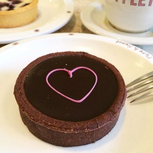 From Gastroposter Eva Chan, via Instagram: Last Gastropost: double fudge Euro tart.