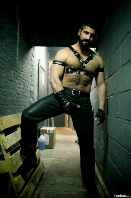 Men Leather World