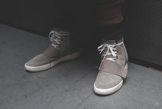 therunwaylife:  Yeezy Season.   #RNWY #RNWYLIFE
