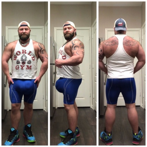 lycraspandextight: mcmeathead2:  Trying something new here - different spandex outfits for the gym. 