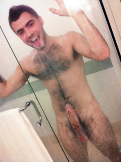 campusdudes:  Weekend Special: Dudes with softieshttp://www.tumblr.com/blog/campusdudes