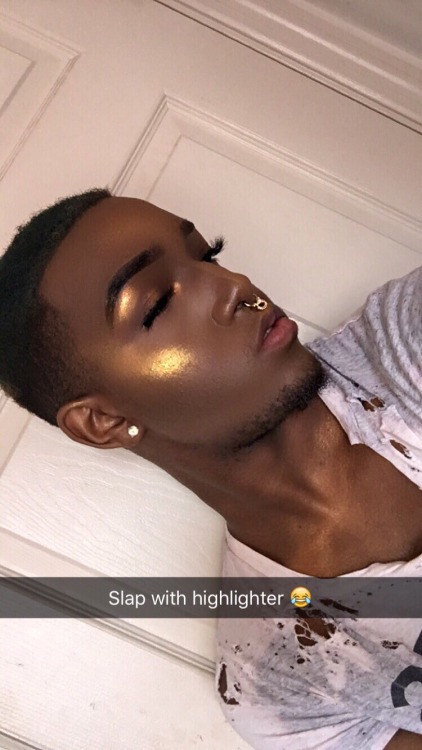 alien-spice:  nauticx:  WHAT HIGHLIGHTER IS THIS???  @friez-over-guyz goals