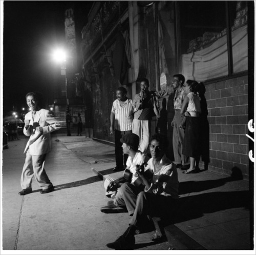 intrepidish:  Spanish Harlem, New York City, late 1940s early 1950s 