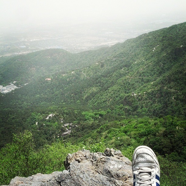 pprodigal:  My friends didn’t appreciate me standing on the edge of the #cliff
