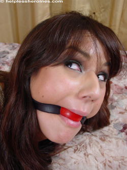 put this ball gag in your mouth