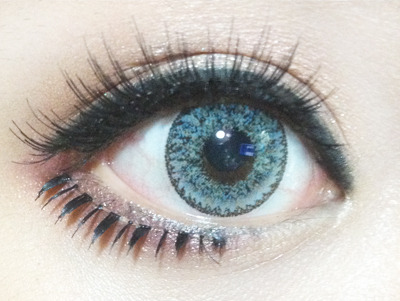 ichigoflavor:  Eyes: 1. Apply Primer. I used ELF primer.2. Apply Shimmery Pearl Eyeshadow