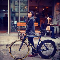 fixiegirls:  Repost from @imchris_howard