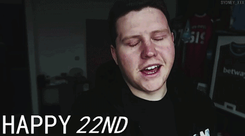 sydneyxix: Happy 22nd birthday, Ethan!