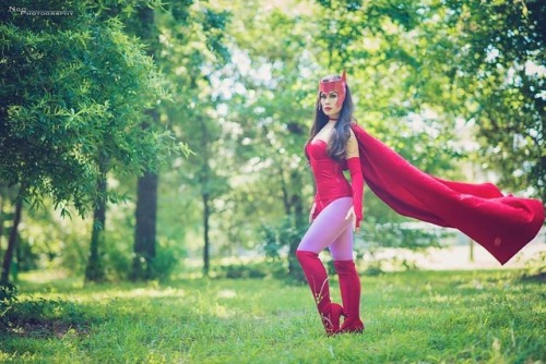 Well would you look at that! Apparently I had a #scarletwitch #cosplay back in the day! I totally fo