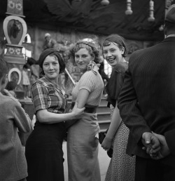  Fète foraine France 1935 Photo: Gaston