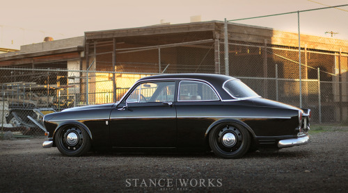 Keith Ross&rsquo;s Slammed 1966 Volvo Amazon 122.(via Stance Works - Keith Ross&rsquo;s