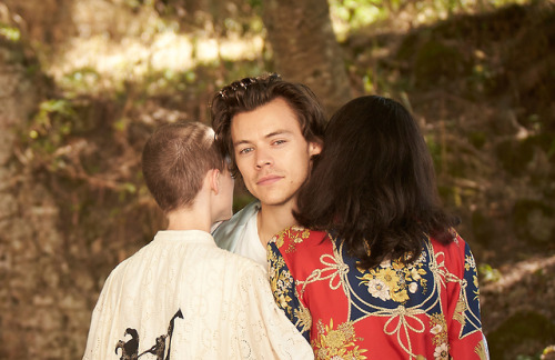 harrystylesdaily:Harry Styles for the Gucci Mémoire d'une Odeur campaign. Photographed by Glen Luchf