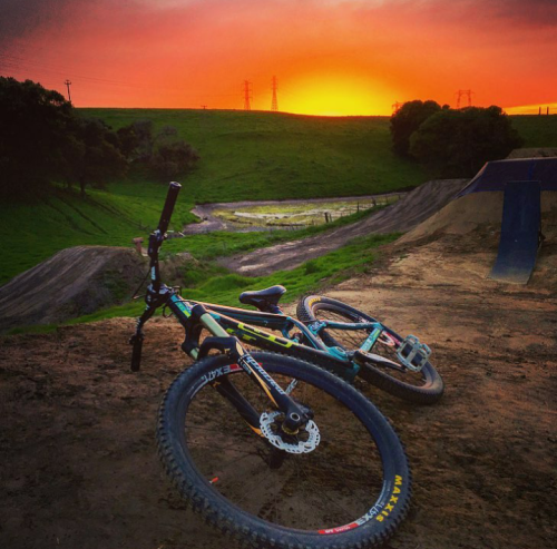 bikesandpunk:  Beauty.