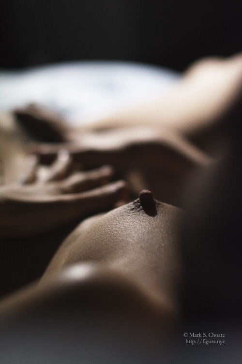 figuralist:  To be young again, with Magena Yama | @magenayamaNYC2015-11-05 Source: http://figuralist.tumblr.com 