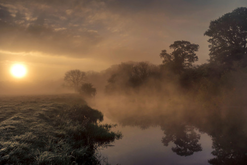 Fisherman&rsquo;s Dawn by Andrew Hosegood