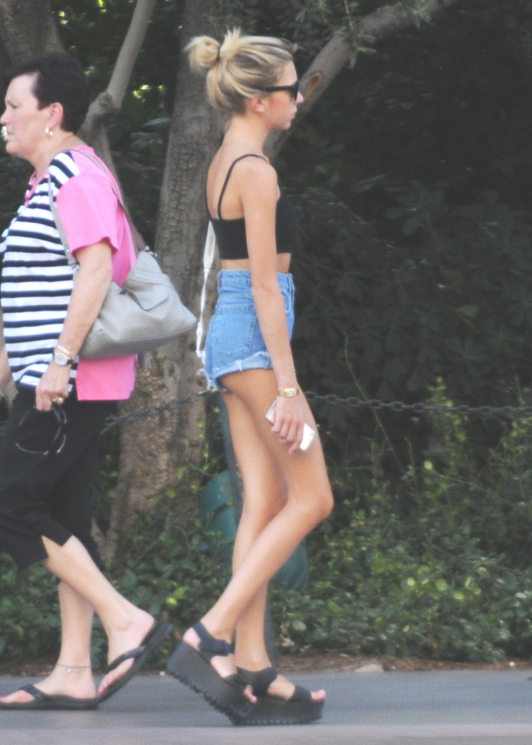 Man those are some long thin legs.