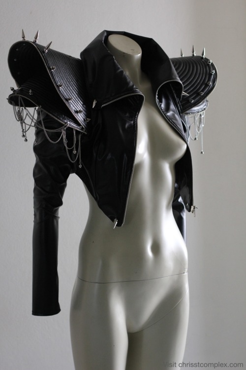 coelasquid: hokuto-ju-no-ken: andruchrisst: www.etsy.com/listing/91475213/biker-jacket-goth-