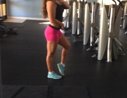sunalwaysshining:  journey2ahappierme:sunalwaysshining:Getting a lil leaner every day  YOU LOOK SO GOOD!  Thanks babes&lt;3