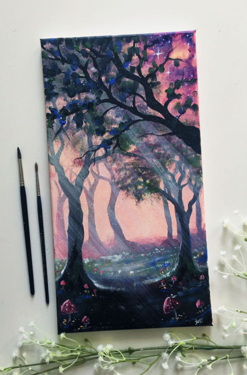 artsnskills: Mystical Paintings by Jennifer Taylor Jennifer Taylor, England based artist weaves a bit of magic in all of her creations. Keep reading 