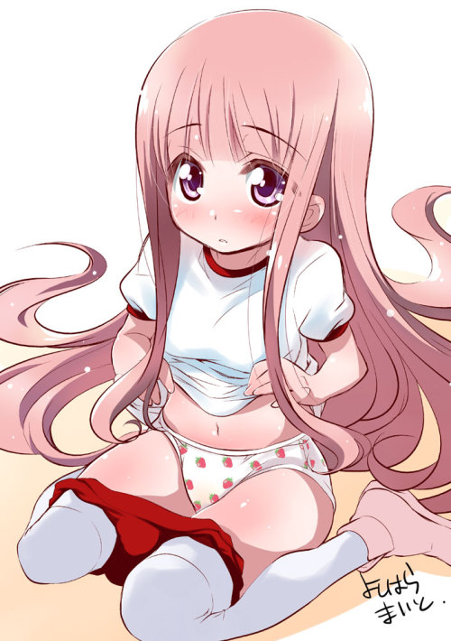 diapered-sylphie:  Awww Hina is sooo cute (Ro Kou Bu - series) 