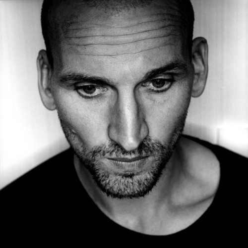 Reblog if you've ever lost yourself in Christopher Eccleston's eyes