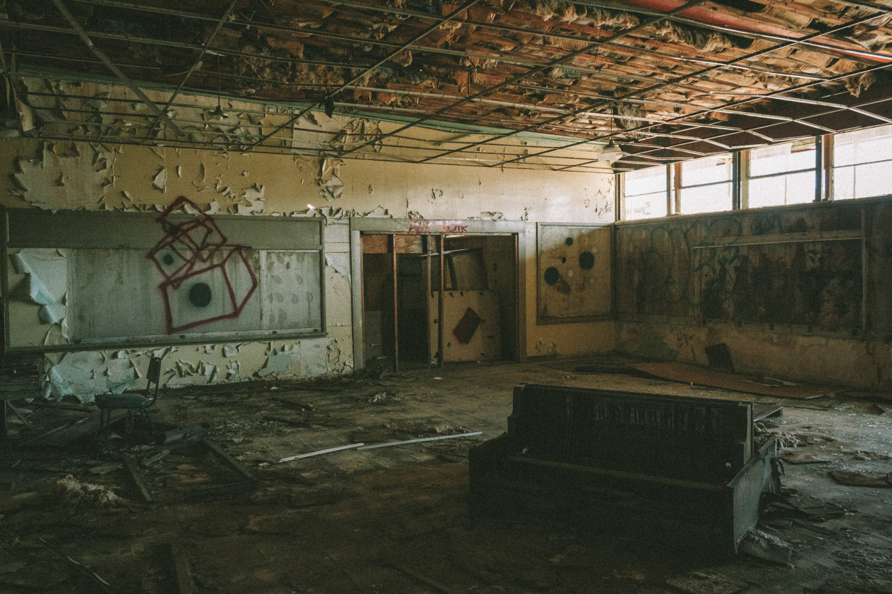 haroldjbgonzales:  Desert Center School.